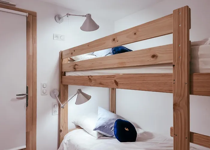 Le Petit Basque, - Bar - Restaurant *